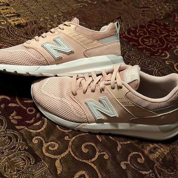 New Balance 009 - Picture 3 of 6